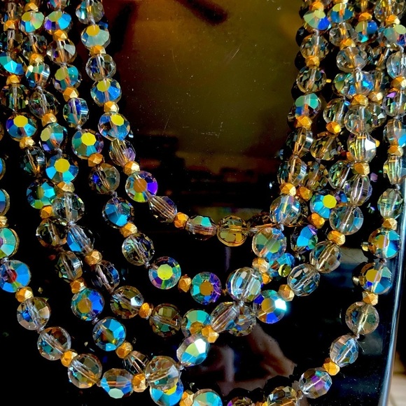 Stunning 5 strand vintage irredescent crystal bead necklace - Picture 3 of 8